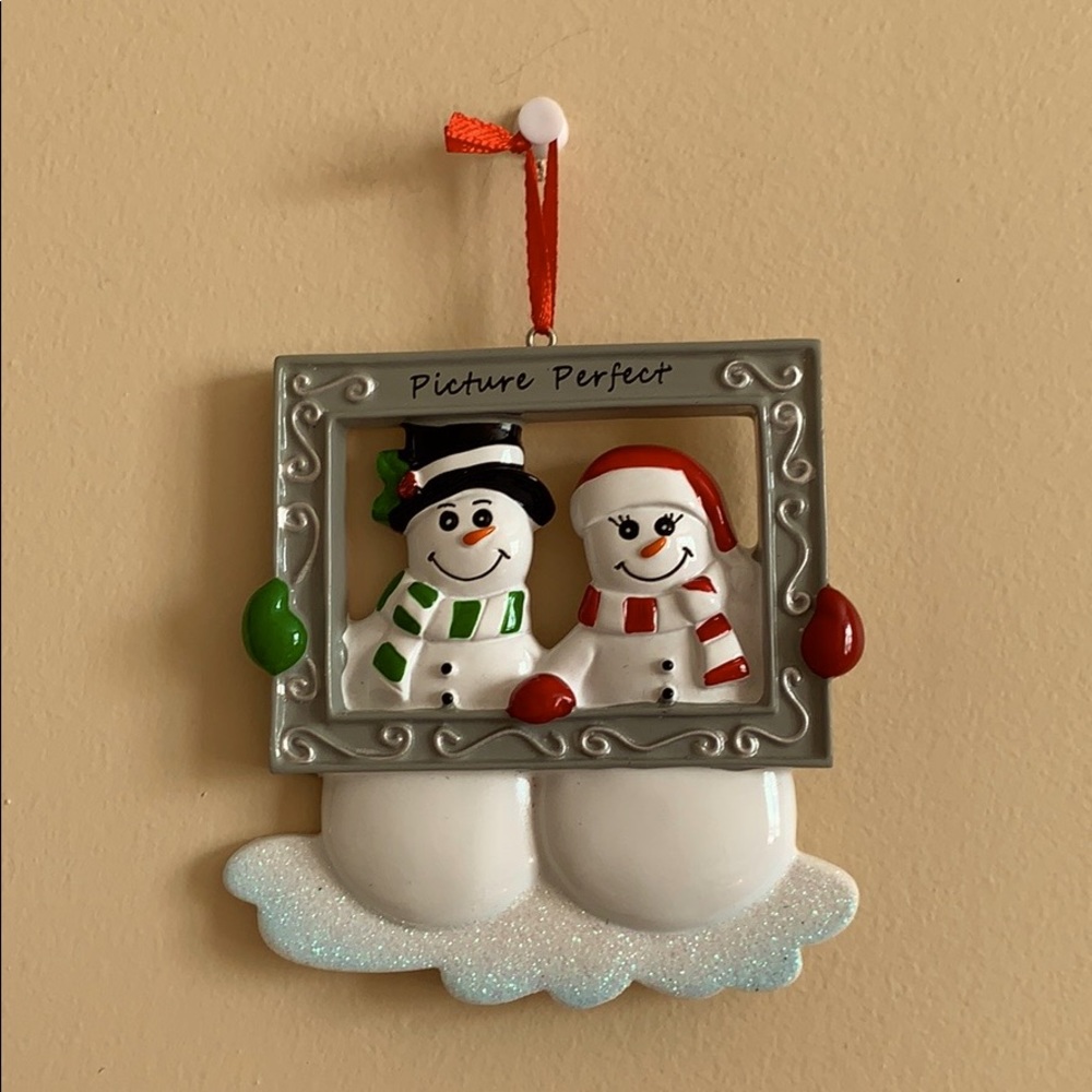 NWT! Picture perfect snowman ornament